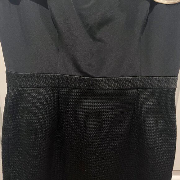 NWT: JAY GOODFREY BLACK & WHITE RUFFLE DRESS, SZ: 4 - Picture 6 of 15